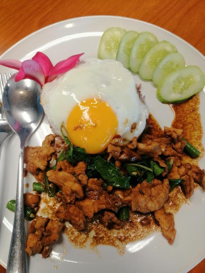 Aekkalukthai Hostel 라용 외부 사진