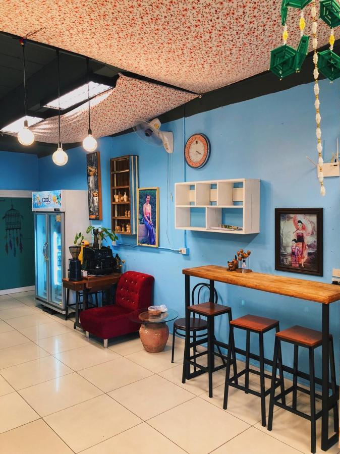 Aekkalukthai Hostel 라용 외부 사진