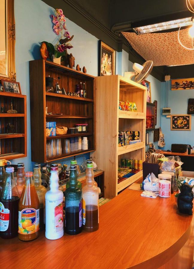 Aekkalukthai Hostel 라용 외부 사진