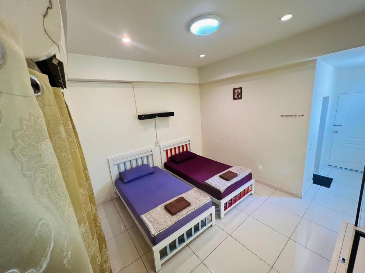 Aekkalukthai Hostel 라용 외부 사진